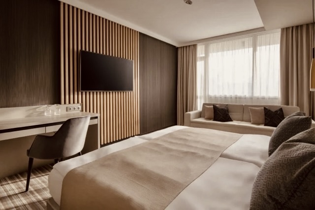Premium Elegance Room