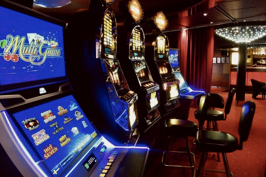 Kaiser Panzió Baja casino-style inn