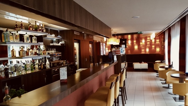 Dining area detail
