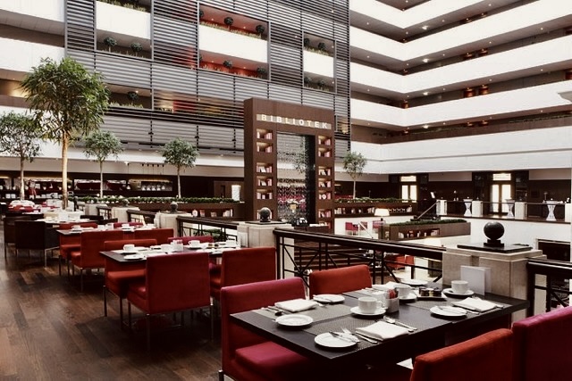 Paris Budapest Restaurant interior